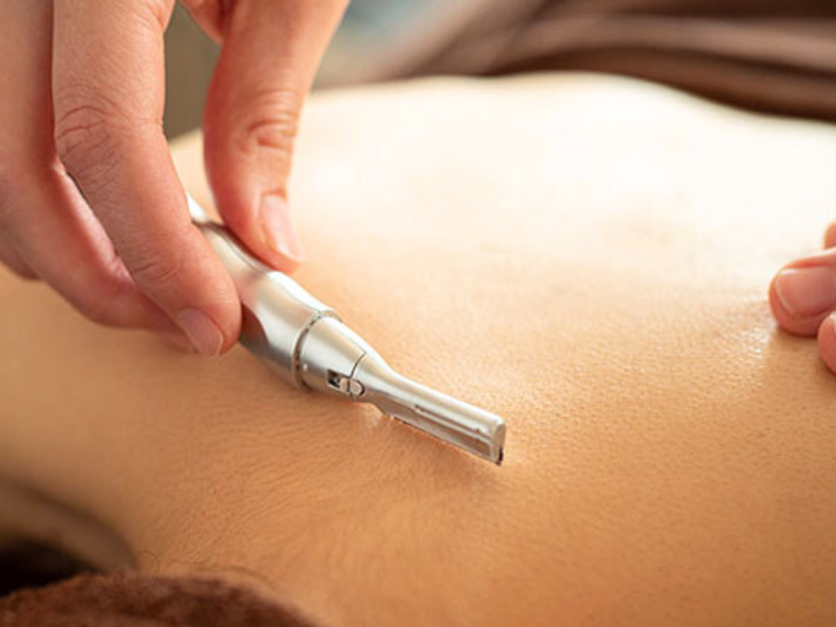 VIO脱毛前に必要な電気シェーバーでの自己処理イメージ